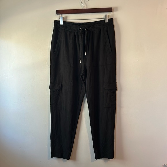 Black Banana Republic Cargo Style Sweat Pants Size Medium - Picture 5 of 6